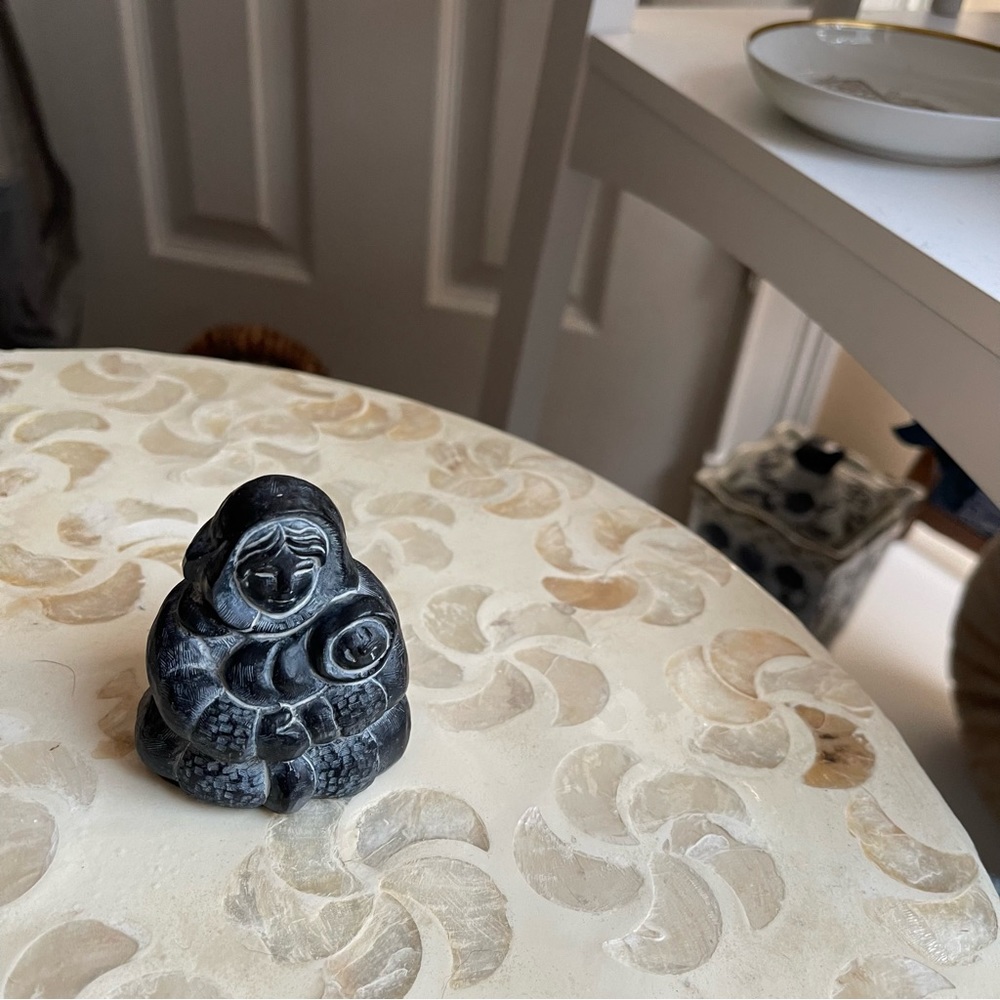 vintage GANZ call of the wild mother and child black stone statue